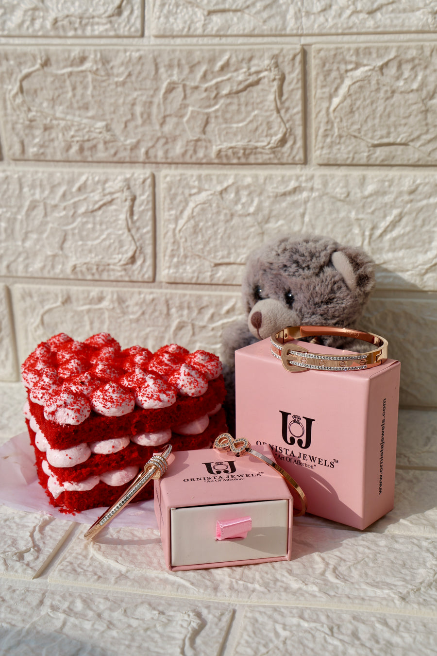 Statement earrings from Ornista Jew